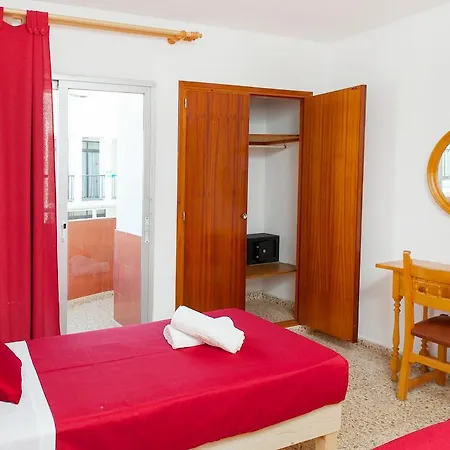 Puet Aparthotel 2*
