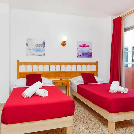 Puet Aparthotel 2*